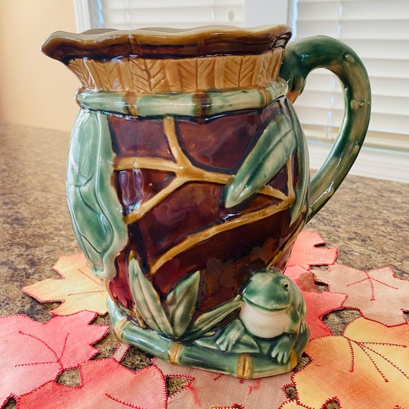 Ole Henriksen Other - Henriksen Ceramic frog pitcher